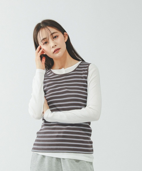 GLOBAL WORK（グローバルワーク）の「サラサラDRYクルータンク/636756（タンクトップ・レディース・オフホワイト/グレー/ブラック/ベージュ/ダークブラウン・MEDIUM/LARGE）」の4枚目の写真