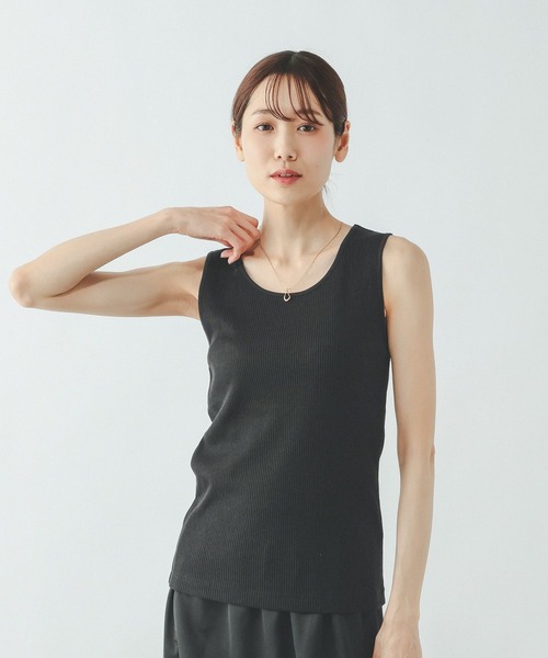 GLOBAL WORK（グローバルワーク）の「サラサラDRYクルータンク/636756（タンクトップ・レディース・オフホワイト/グレー/ブラック/ベージュ/ダークブラウン・MEDIUM/LARGE）」の12枚目の写真