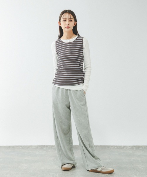 GLOBAL WORK（グローバルワーク）の「サラサラDRYクルータンク/636756（タンクトップ・レディース・オフホワイト/グレー/ブラック/ベージュ/ダークブラウン・MEDIUM/LARGE）」の14枚目の写真