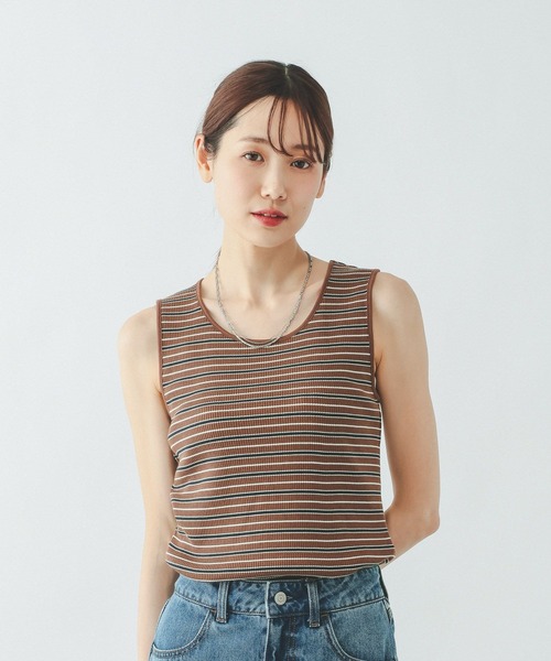 GLOBAL WORK（グローバルワーク）の「サラサラDRYクルータンク/636756（タンクトップ・レディース・オフホワイト/グレー/ブラック/ベージュ/ダークブラウン・MEDIUM/LARGE）」の20枚目の写真