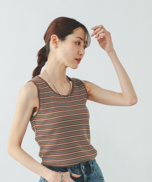 GLOBAL WORK（グローバルワーク）の「サラサラDRYクルータンク/636756（タンクトップ・レディース・オフホワイト/グレー/ブラック/ベージュ/ダークブラウン・MEDIUM/LARGE）」の21枚目の写真