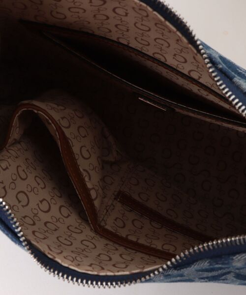 Guess（ゲス）の「【GUESS】ゲス　WELLS SHOULDER SATCHEL　ショルダーバッグ（ショルダーバッグ・レディース・ブルー系その他・FREE）」の4枚目の写真