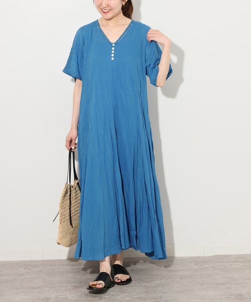 JOURNAL STANDARD relume（ジャーナルスタンダード　レリューム）の「コットンボイルクリンクルマーメイドワンピース（ワンピース・レディース・ライトブルー/ブラック/ブラウン・FREE）」の3枚目の写真