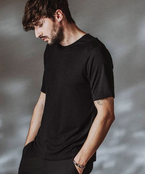 NO ID.(ノーアイディ)の「mt10455- レイヤードネックPO Tシャツ(858006-466T)(Tシャツ/カットソー・メンズ・ブラック/ホワイト/グレー・1/2)」の2枚目の写真