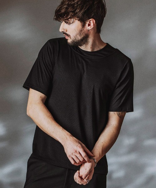 NO ID.(ノーアイディ)の「mt10455- レイヤードネックPO Tシャツ(858006-466T)(Tシャツ/カットソー・メンズ・ブラック/ホワイト/グレー・1/2)」の5枚目の写真