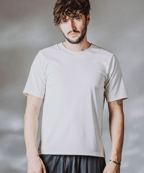 NO ID.(ノーアイディ)の「mt10455- レイヤードネックPO Tシャツ(858006-466T)(Tシャツ/カットソー・メンズ・ブラック/ホワイト/グレー・1/2)」の7枚目の写真