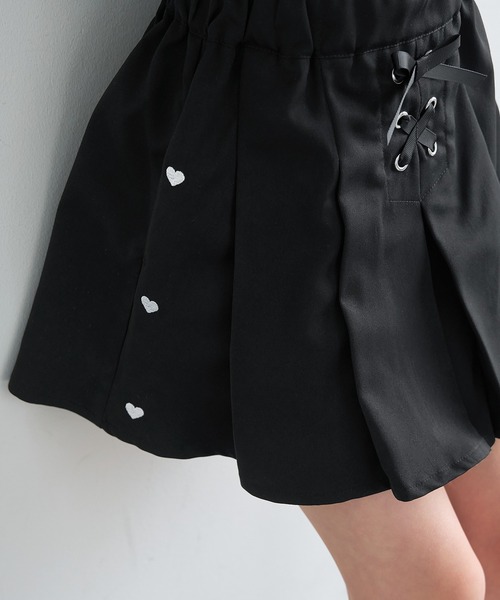 coca（coca）（コカ）の「キッズ ハートラインプリーツスカート（スカート・キッズ・ブラック/ライトベージュ・120/130/140/150）」の12枚目の写真