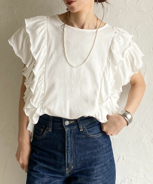 She's Closet(シーズクローゼット)の「綿100% ボリュームフリル ラッフルスリーブ 半袖Tシャツ(Tシャツ/カットソー・レディース・ホワイト/ブラック・FREE)」の1枚目の写真
