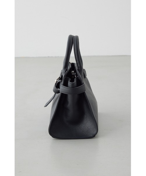 AZUL by moussy(アズールバイマウジー)の「メタルパーツベルトミニバッグ(ショルダーバッグ・レディース・キャメル/ブラック・FREE)」の8枚目の写真