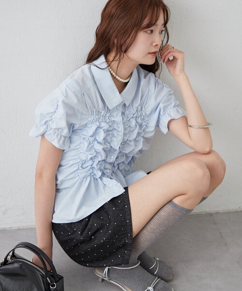 mystic(ミスティック)の「シャーリングシェイプシャツ(シャツ/ブラウス・レディース・ブラック/オフホワイト/アイボリー/ブルー・FREE)」の15枚目の写真