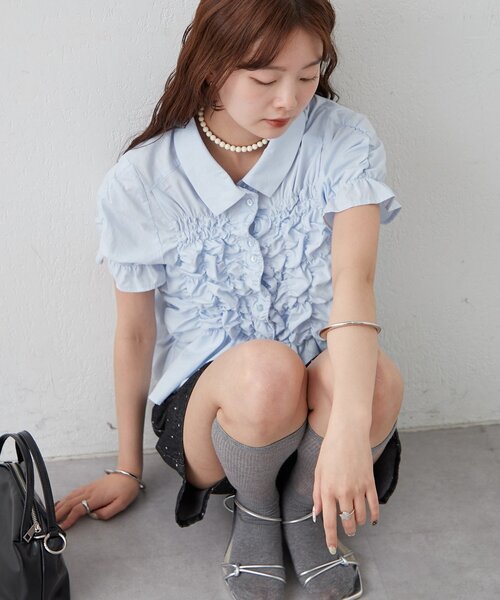 mystic(ミスティック)の「シャーリングシェイプシャツ(シャツ/ブラウス・レディース・ブラック/オフホワイト/アイボリー/ブルー・FREE)」の12枚目の写真