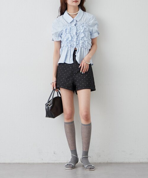 mystic(ミスティック)の「シャーリングシェイプシャツ(シャツ/ブラウス・レディース・ブラック/オフホワイト/アイボリー/ブルー・FREE)」の5枚目の写真