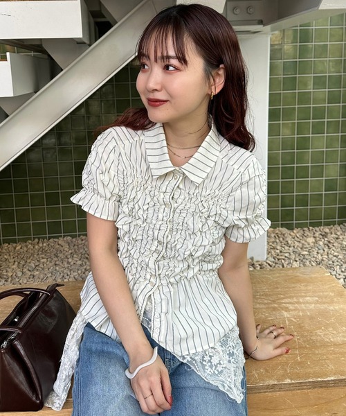 mystic(ミスティック)の「《@___s_m17 セレクト/IVO》【WEB限定NVY/新色PNK】 シャーリングシェイプシャツ(シャツ/ブラウス・レディース・ブラック/オフホワイト/アイボリー/ブルー/ネイビー/ピンク・FREE)」の3枚目の写真
