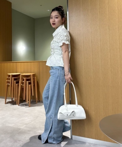 mystic(ミスティック)の「《@___s_m17 セレクト/IVO》【WEB限定NVY/新色PNK】 シャーリングシェイプシャツ(シャツ/ブラウス・レディース・ブラック/オフホワイト/アイボリー/ブルー/ネイビー/ピンク・FREE)」の22枚目の写真