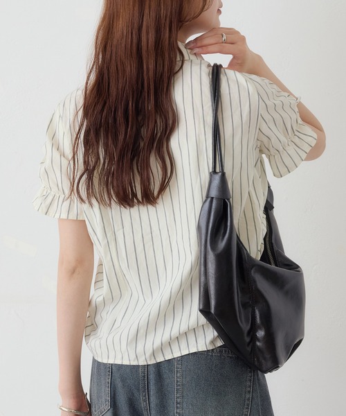 mystic(ミスティック)の「《@___s_m17 セレクト/IVO》【WEB限定NVY/新色PNK】 シャーリングシェイプシャツ(シャツ/ブラウス・レディース・ブラック/オフホワイト/アイボリー/ブルー/ネイビー/ピンク・FREE)」の20枚目の写真