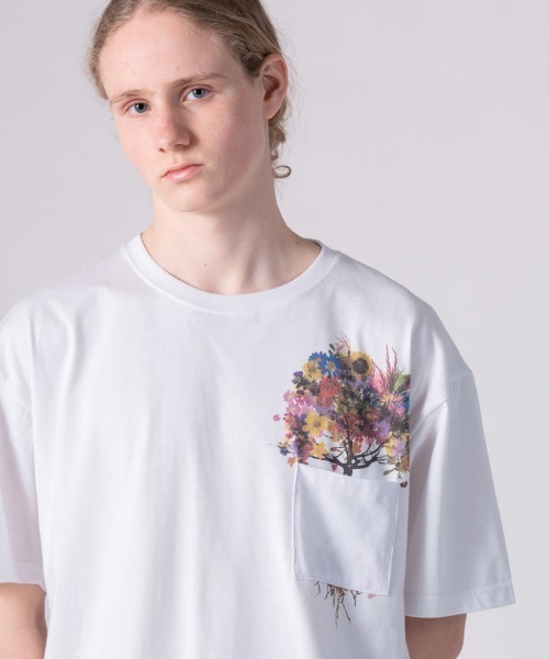rehacer（レアセル）の「rehacer TEE : Botanical Pocket TEE / ボタニカル ポケット T-shirt（Tシャツ/カットソー・メンズ・ホワイト/ブラック・SMALL/MEDIUM/LARGE/X-LARGE）」の6枚目の写真