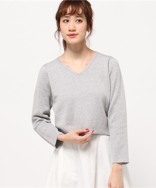 31 Sons de mode（トランテアン　ソン　ドゥ　モード）の「セットアップセッケツ配色Ｖネックプルオーバー（ニット/セーター・レディース・ベージュ/ライトグレー/サーモンピンク・36）」の2枚目の写真