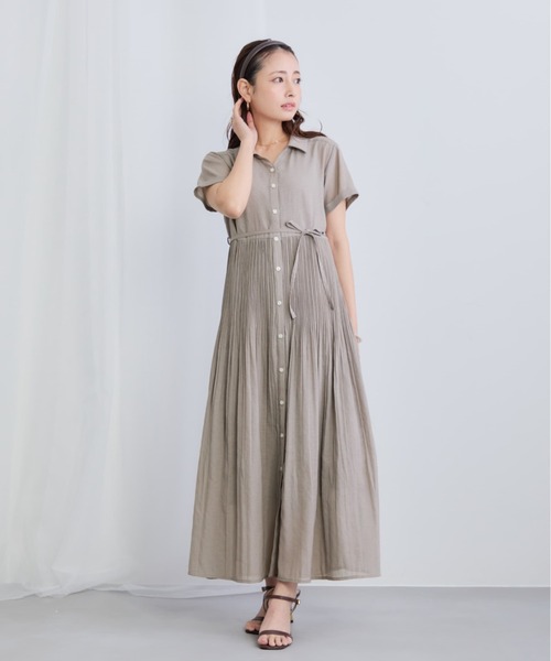 COHINA(コヒナ)の「プリーツシアーワンピース 【低身長・小柄女性】(シャツワンピース・レディース・グレイッシュベージュ/ミント/ネイビー・REGULAR/SHORT)」の4枚目の写真