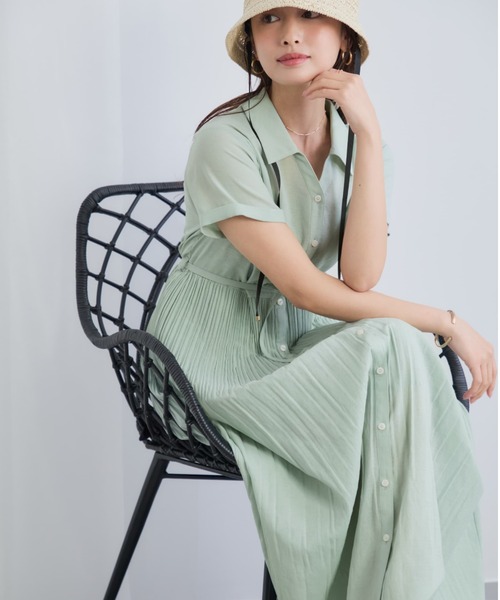 COHINA(コヒナ)の「プリーツシアーワンピース 【低身長・小柄女性】(シャツワンピース・レディース・グレイッシュベージュ/ミント/ネイビー・REGULAR/SHORT)」の12枚目の写真