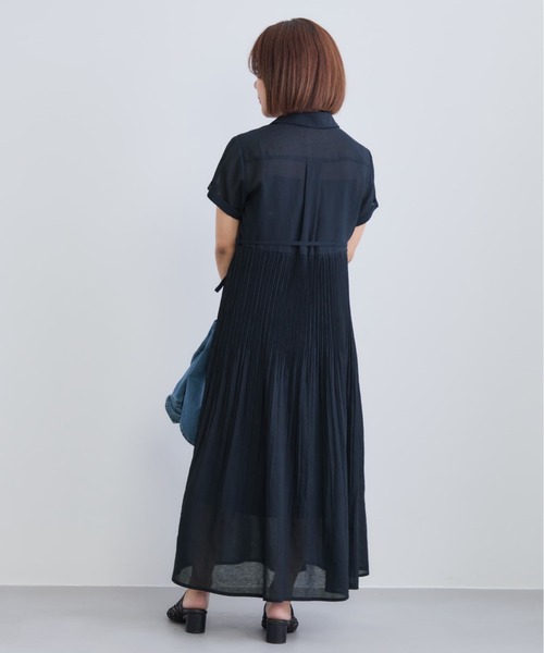 COHINA(コヒナ)の「プリーツシアーワンピース 【低身長・小柄女性】(シャツワンピース・レディース・グレイッシュベージュ/ミント/ネイビー・REGULAR/SHORT)」の19枚目の写真