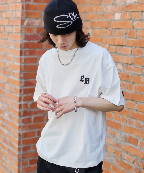 WEGO(ウィゴー)の「WEGO/【26年春夏新作】アクセ付キストレートライングラフィックT(Tシャツ/カットソー・メンズ・ブラック/ホワイト・LARGE/MEDIUM)」の13枚目の写真