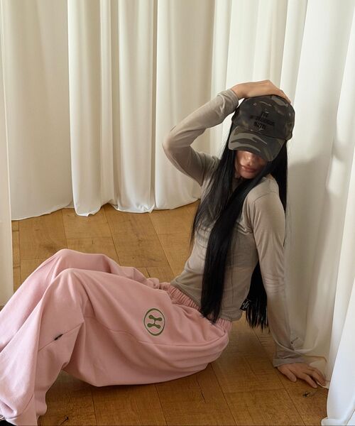 THE MYSTERIOUS HOTEL（ザミステリアスホテル）の「MYSTERIOUS SHEER SLEEVE [SAND GREY]（Tシャツ/カットソー・レディース・その他・FREE）」の10枚目の写真