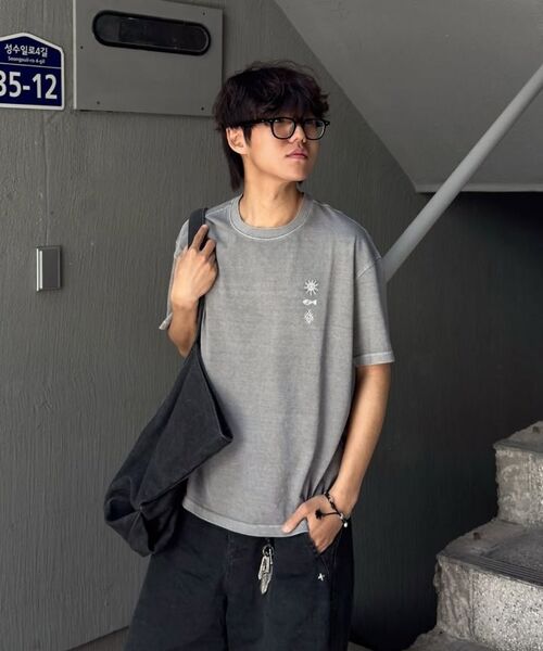 GAKKAI UNIONS（ガッカイユニオンズ）の「シンボルオーバークロップピグメント刺繍Tシャツストーングレー（Tシャツ/カットソー・レディース・その他・MEDIUM/LARGE/X-LARGE）」の8枚目の写真