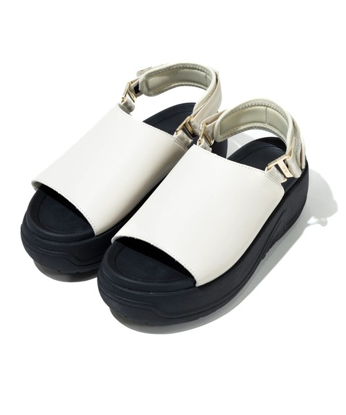 SHAKA(シャカ)の「SHAKA/シャカ VACAY EVOL CHUNKY(サンダル・レディース・ホワイト系その他2/ブラック・25cm/24cm/23cm)」の3枚目の写真