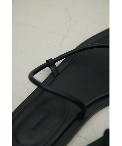 STYLEMIXER（スタイルミキサー）の「メタルモチーフフラットサンダル（サンダル・レディース・ベージュ/ブラック・SMALL/MEDIUM/LARGE）」の13枚目の写真