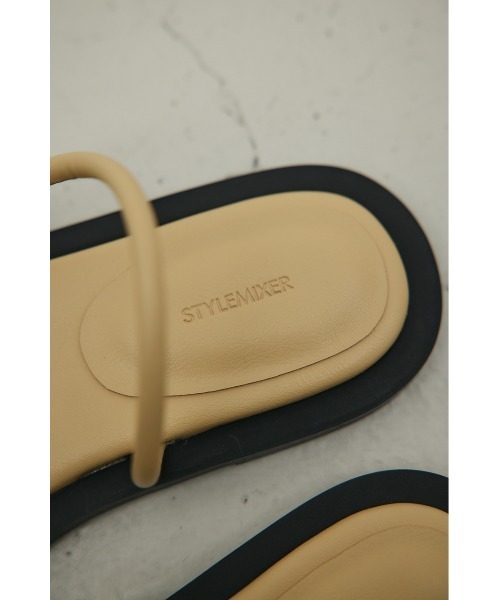 STYLEMIXER（スタイルミキサー）の「メタルモチーフフラットサンダル（サンダル・レディース・ベージュ/ブラック・SMALL/MEDIUM/LARGE）」の20枚目の写真
