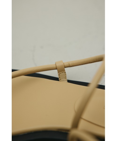 STYLEMIXER（スタイルミキサー）の「メタルモチーフフラットサンダル（サンダル・レディース・ベージュ/ブラック・SMALL/MEDIUM/LARGE）」の21枚目の写真