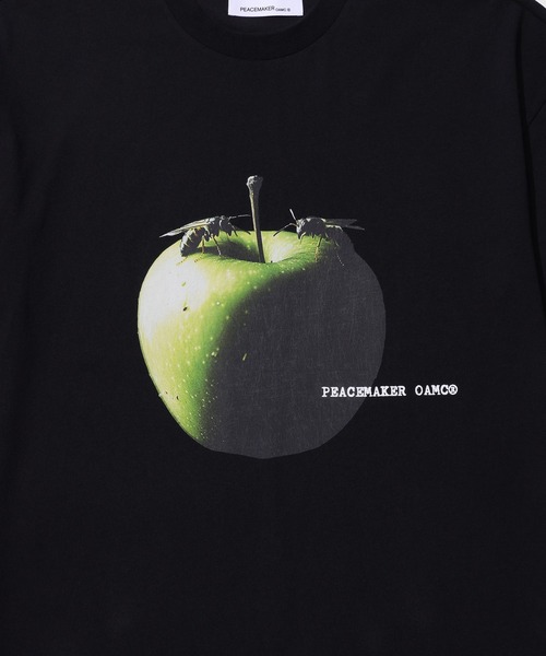 OAMC（オーエーエムシー）の「【OAMC PEACEMAKER/オーエーエムシー ピースメーカー】Oversize Tee Apple Print（Tシャツ/カットソー・メンズ・ブラック/レッド・M/S）」の6枚目の写真
