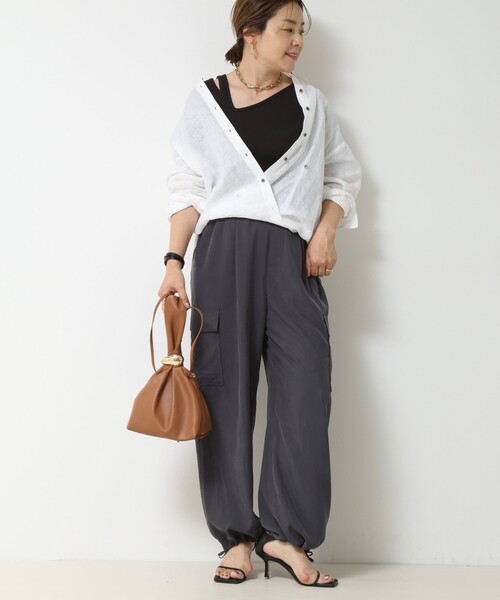 NOLLEY’S(ノーリーズ)の「【林(mayumi_nol)別注】MARUMI BAG(ショルダーバッグ・レディース・キャメル/ブラック・FREE)」の14枚目の写真