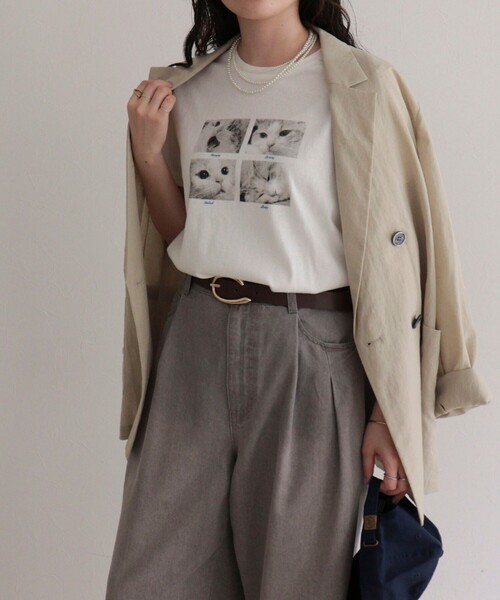 fredy emue(フレディエミュ)の「刺しゅう入りCAT PHOTO Tシャツ(Tシャツ/カットソー・レディース・ライトグレー/オフホワイト/チャコールグレー・38)」の11枚目の写真