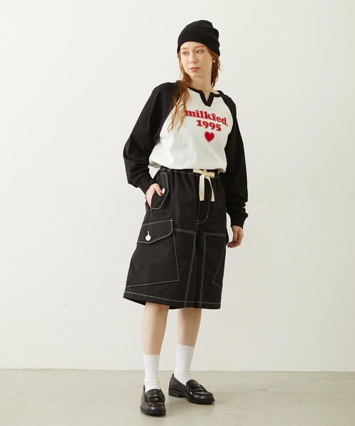 MILKFED.(ミルクフェド)の「BIG POCKET CARGO HALF SHORTS(カーゴパンツ・レディース・ベージュ/ブラック/ライトブルー・S/M)」の7枚目の写真