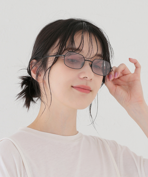 CITYSHOP（シティーショップ）の「EYETHINK x CITYSHOP サングラス[C1-BK-B]（サングラス・レディース・チャコールグレー・FREE）」の3枚目の写真