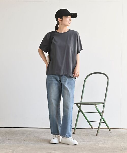 rps（アールピーエス）の「接触冷感ドルマンＴ（Tシャツ/カットソー・レディース・ブルー/チャコールグレー/ブラック/オフホワイト・フリー）」の13枚目の写真
