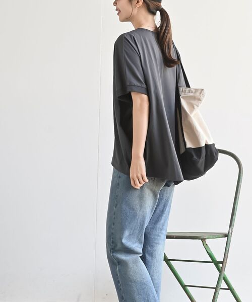 rps（アールピーエス）の「接触冷感ドルマンＴ（Tシャツ/カットソー・レディース・ブルー/チャコールグレー/ブラック/オフホワイト・フリー）」の15枚目の写真