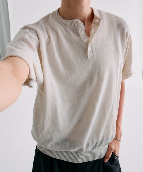 Adoon plain(アドーンプレーン)の「MELANGE HENRY NECK SUMMER KNIT / メランジヘンリーネックサマーニットT(Tシャツ/カットソー・メンズ・チャコールグレー/ライトブルー/アイボリー・LARGE/MEDIUM)」の1枚目の写真