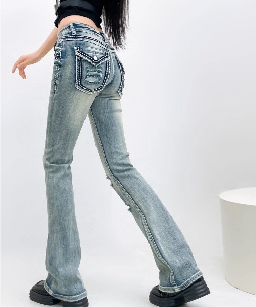 CANVAS+(キャンバスプラス)の「【CANVAS+】ローライズステッチ刺しゅうクラッシュデニムパンツ(デニムパンツ・レディース・ブルー・S/M/L)」の3枚目の写真