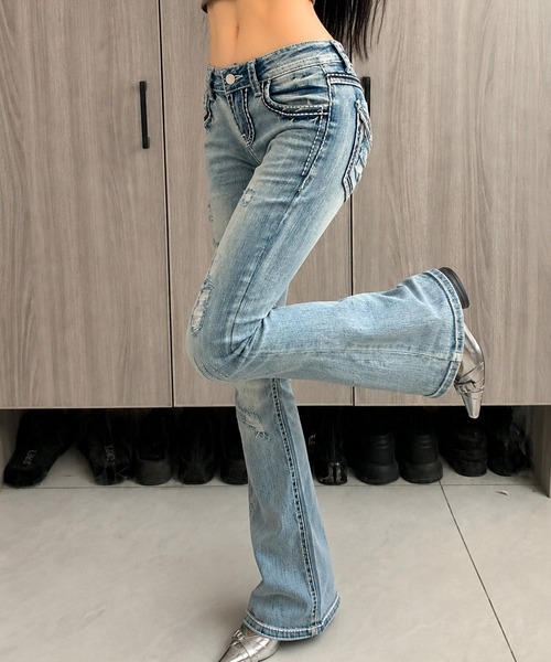 CANVAS+(キャンバスプラス)の「【CANVAS+】ローライズステッチ刺しゅうクラッシュデニムパンツ(デニムパンツ・レディース・ブルー・S/M/L)」の8枚目の写真
