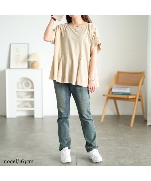 GOLDJAPAN(ゴールドジャパン)の「パネル切り替えドルマンプルオーバー【大きいサイズ対応】(Tシャツ/カットソー・レディース・ベージュ/ブラック・5L/LL/3L/4L)」の12枚目の写真