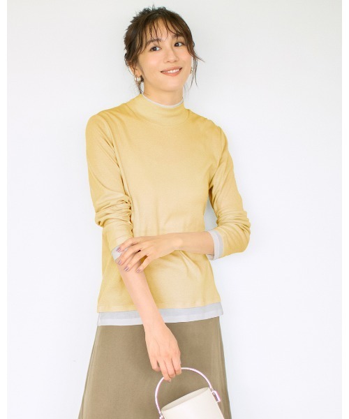 DoCLASSE（ ドゥクラッセ）の「コットンガーゼ・配色ハイネック／長袖（Tシャツ/カットソー・レディース・グレー/モカ/コーラル/ライトグレー/ライトブルー/イエロー・M/LL/L/S/3L）」の5枚目の写真