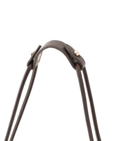 SALON adam et rope'(サロン アダム エ ロペ)の「【W S(ドゥーブル)】ソフトレザードロストミニバッグ(ショルダーバッグ・レディース・ブラック/ダークブラウン・FREE)」の19枚目の写真