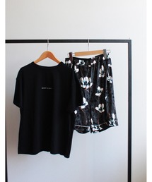 SLEEPY SLEEPY（スリーピースリーピー）の「ユニセックス ベロアトワイライトフラワーパジャマ 半袖Ｔシャツセット（ルームウェア/パジャマ）」