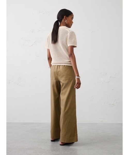 BANANA REPUBLIC FACTORY STORE(バナナリパブリック ファクトリーストア)の「BANANA REPUBLIC FACTORY STORE ワイドレッグミッドライズユーティリティペインターツイルプルオンパンツ(その他パンツ・レディース・その他1/その他/オリーブ・XS/S/M/L)」の6枚目の写真