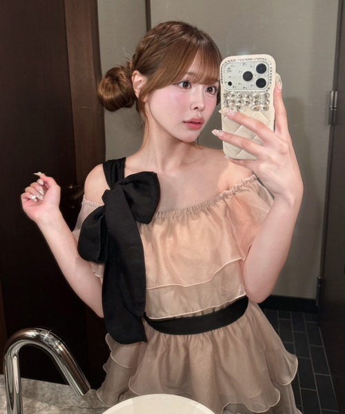 one after another NICE CLAUP(ワンアフターアナザーナイスクラップ)の「4wayウエストリボンフリルミニワンピース(ワンピース・レディース・ホワイト系その他/ピンクベージュ/チャコールグレー・FREE)」の15枚目の写真