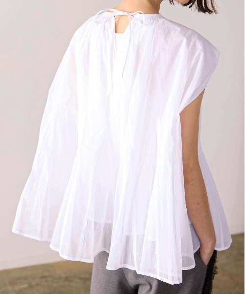Marilyn Moon(マリリンムーン)の「sheer starched cotton godet blouse(シャツ/ブラウス・レディース・オフホワイト/ブラック/オリーブ・FREE)」の8枚目の写真