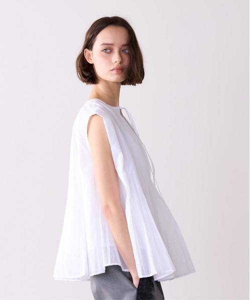 Marilyn Moon(マリリンムーン)の「sheer starched cotton godet blouse(シャツ/ブラウス・レディース・オフホワイト/ブラック/オリーブ・FREE)」の11枚目の写真