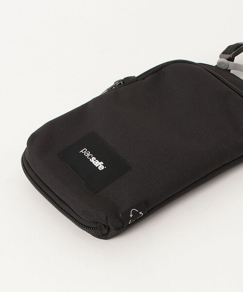 pacsafe(パックセーフ)の「【Pacsafe / パックセーフ】Pacsafe GO Tech Crossbody / テック クロスボディ ショルダーバッグ 防犯機能(ショルダーバッグ・メンズ・ブラック・FREE)」の15枚目の写真